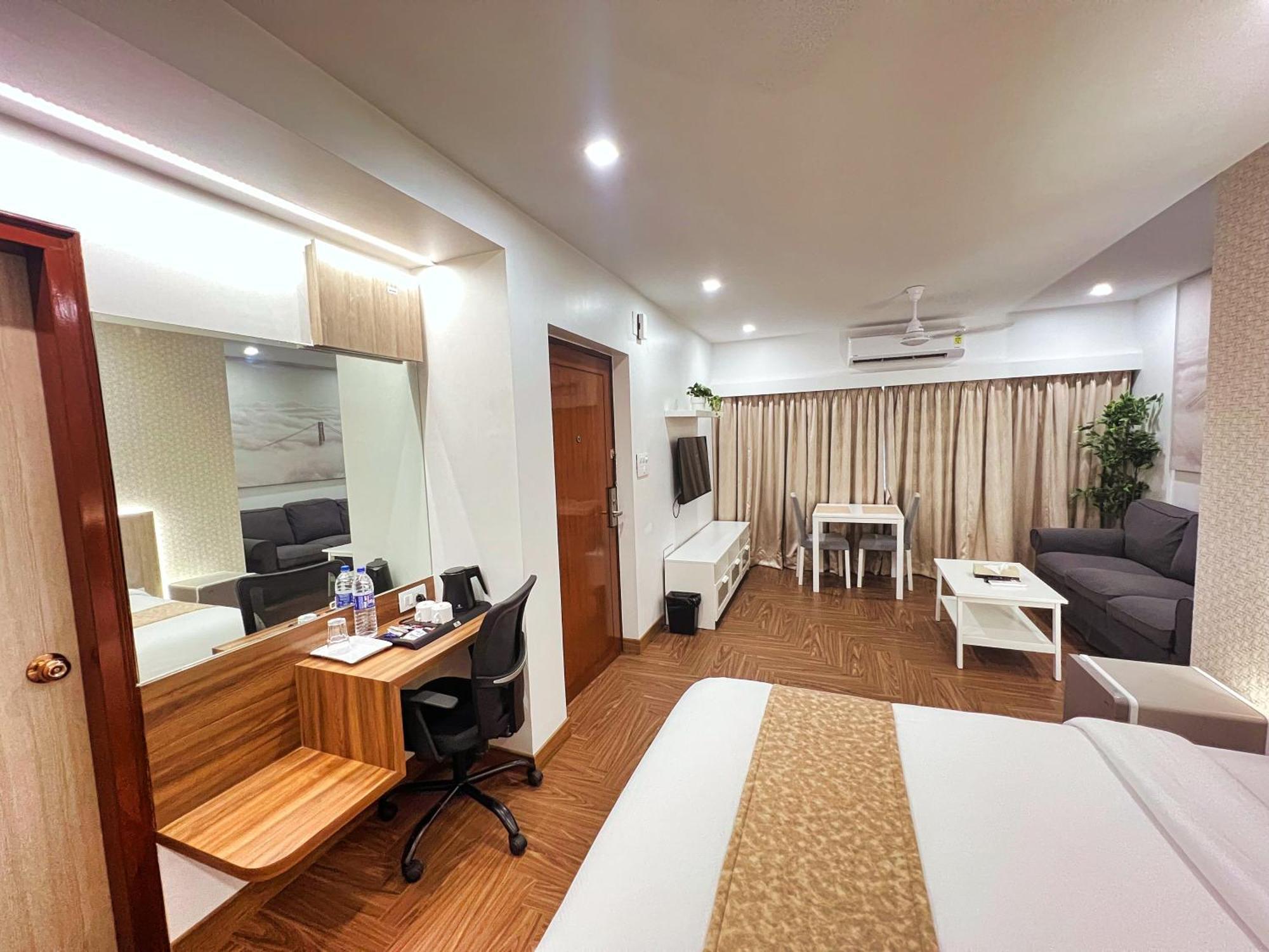 White House By Maxxvalue Service Apartments Bandra Bombay Eksteriør billede