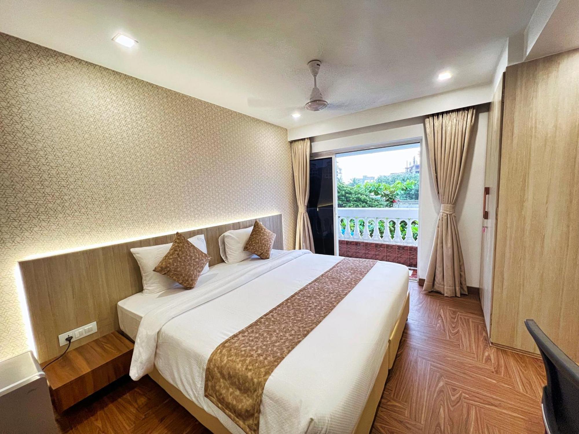 White House By Maxxvalue Service Apartments Bandra Bombay Eksteriør billede