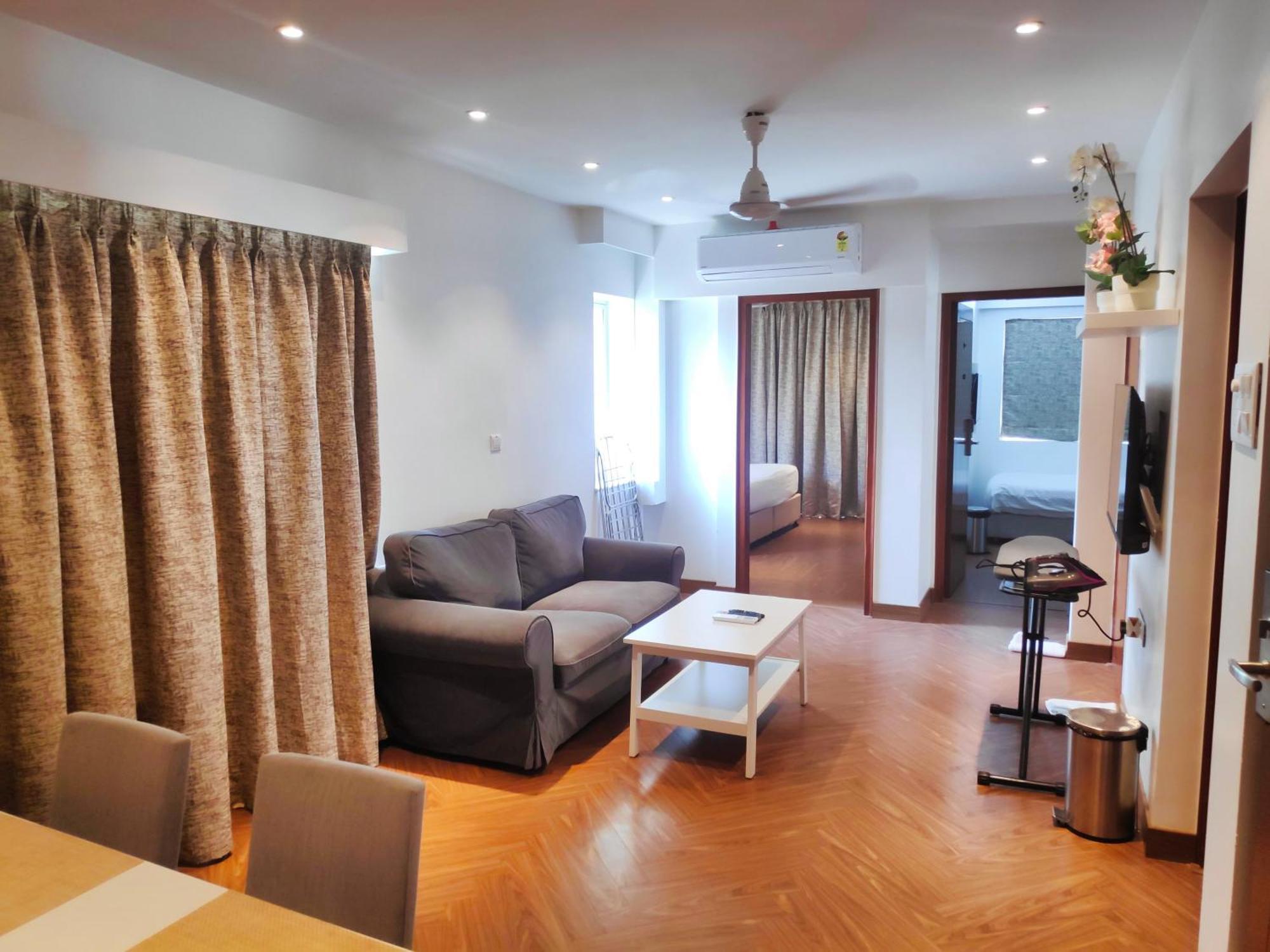 White House By Maxxvalue Service Apartments Bandra Bombay Eksteriør billede