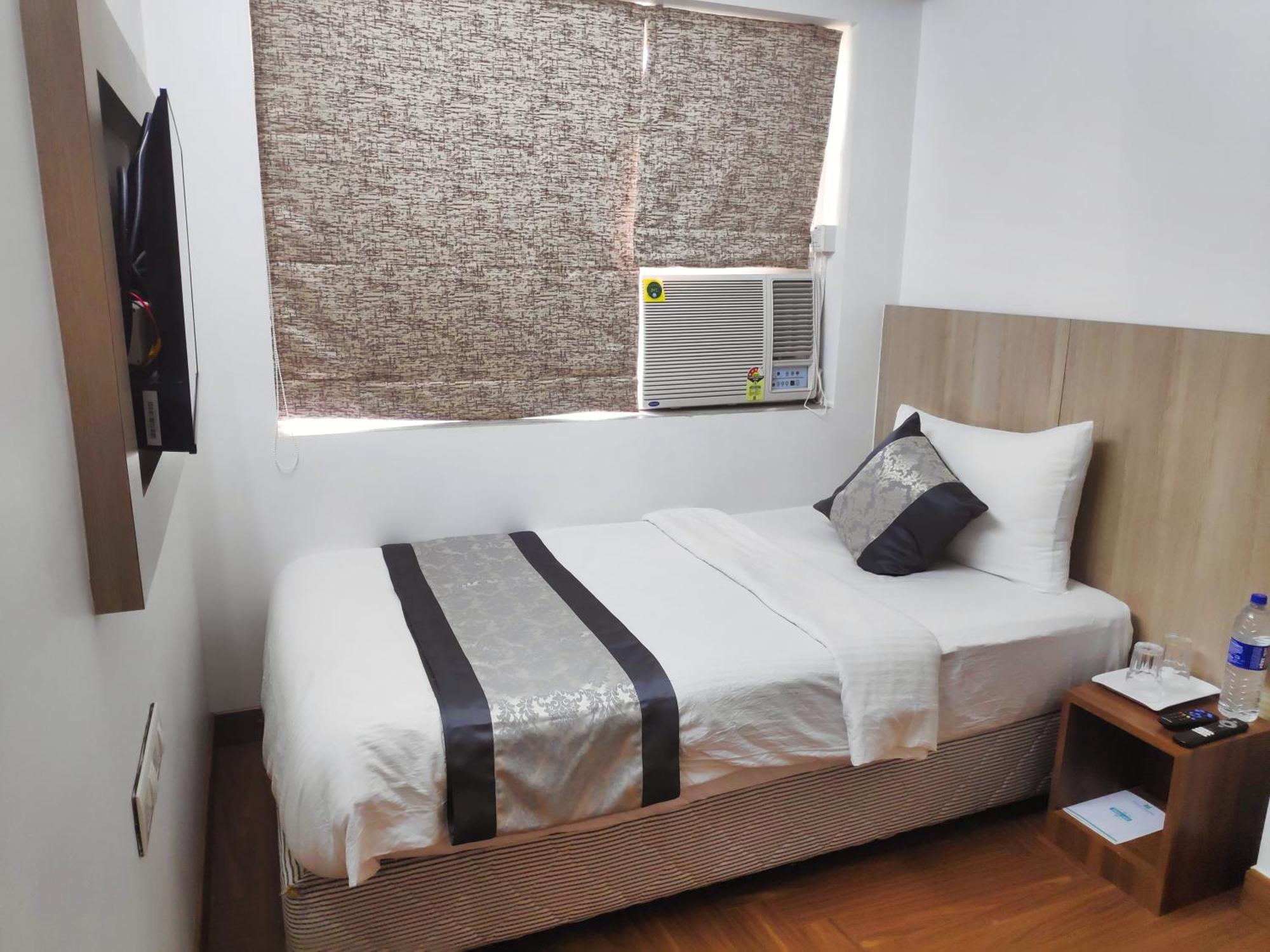 White House By Maxxvalue Service Apartments Bandra Bombay Eksteriør billede